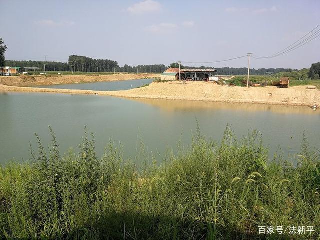叶县澧河河道滥采河砂挖鱼塘,恒松农业生财"有道"