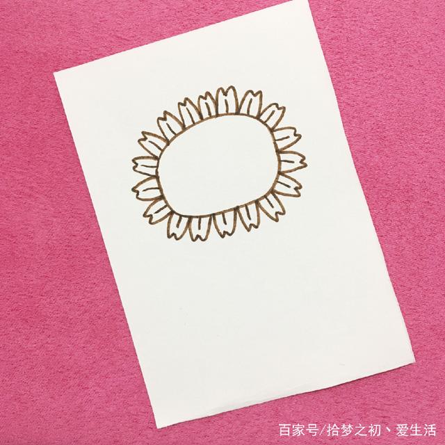 跟着小颖学画画:一分钟学画萌版向日葵