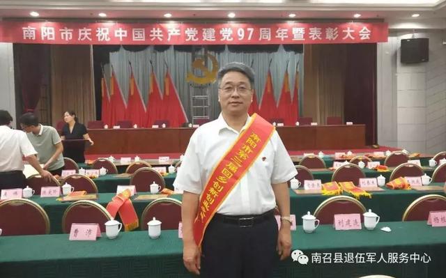 退伍不褪色,创业铸辉煌——记南召县退伍军人张福成,吕秀彦