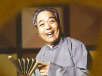 袁阔成(1929-2015 ),辽宁营口人