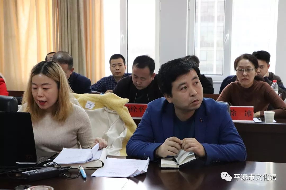 王强,局党组成员,副局长陶治林及原市政协科教文史卫体委员会主任茹坚