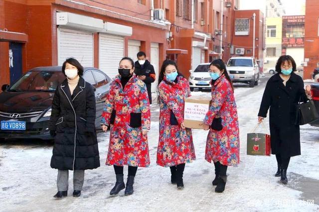 洮宝团队参与战"疫"彰显巾帼力量